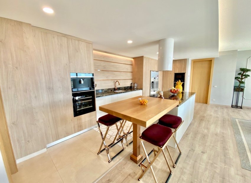 Resale - Apartment / flat - Benahavís - La Quinta