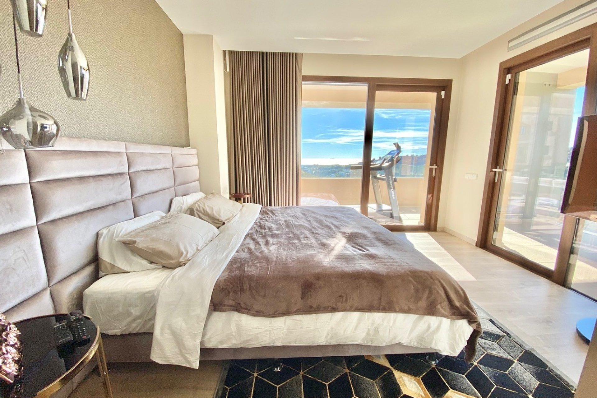 Resale - Apartment / flat - Benahavís - La Quinta