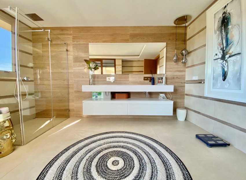 Resale - Apartment / flat - Benahavís - La Quinta