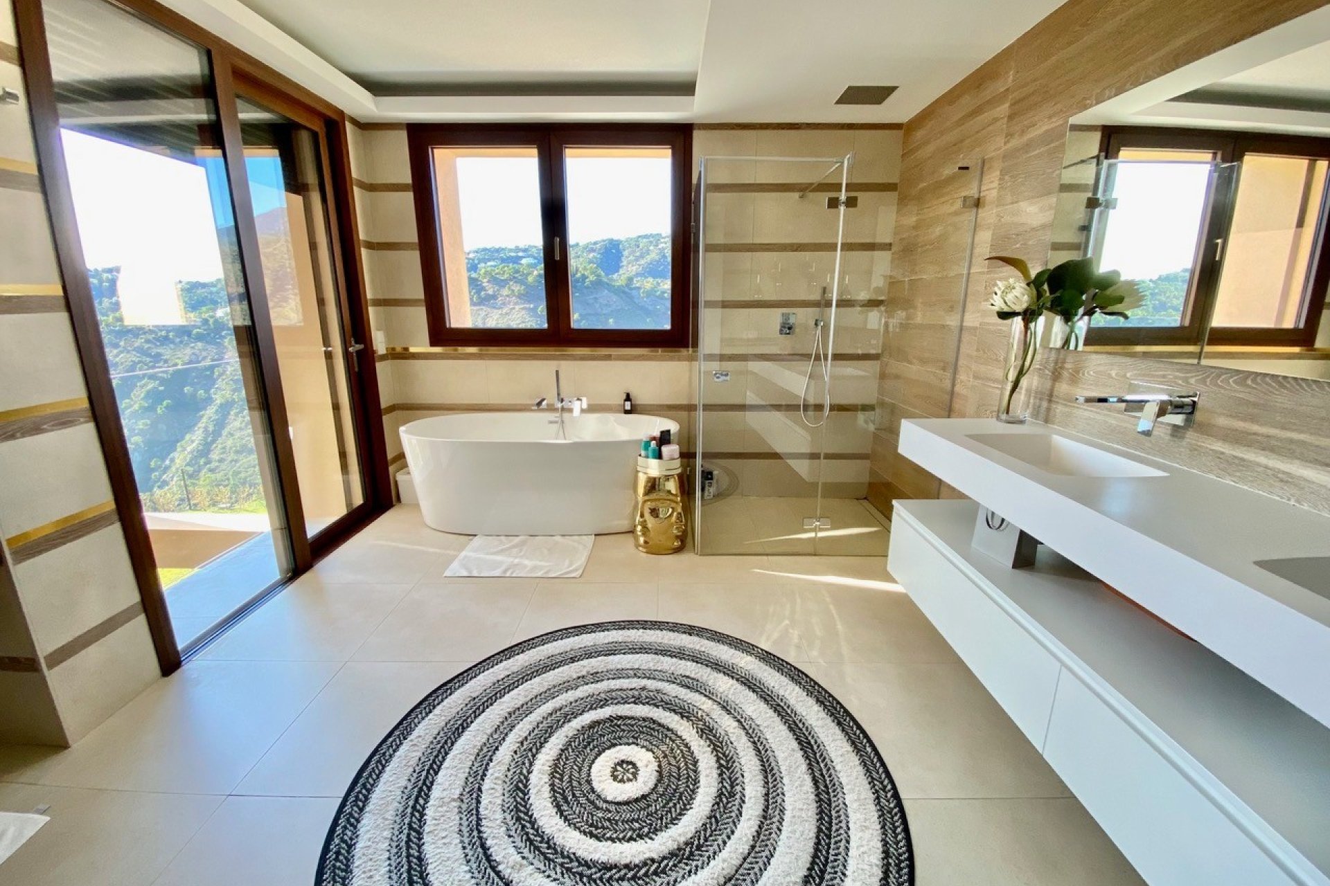 Resale - Apartment / flat - Benahavís - La Quinta