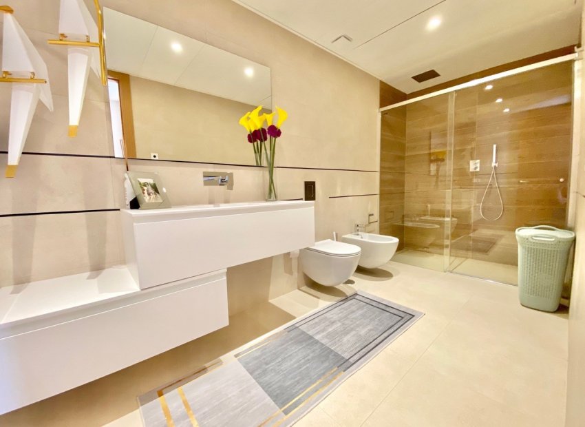 Resale - Apartment / flat - Benahavís - La Quinta