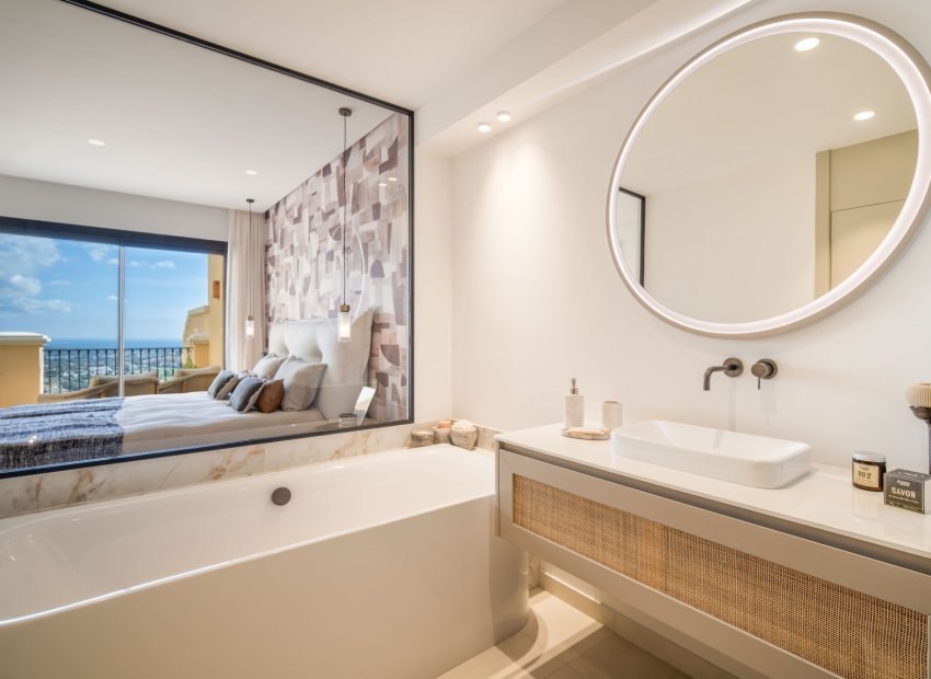 Resale - Apartment / flat - Benahavís - La Quinta