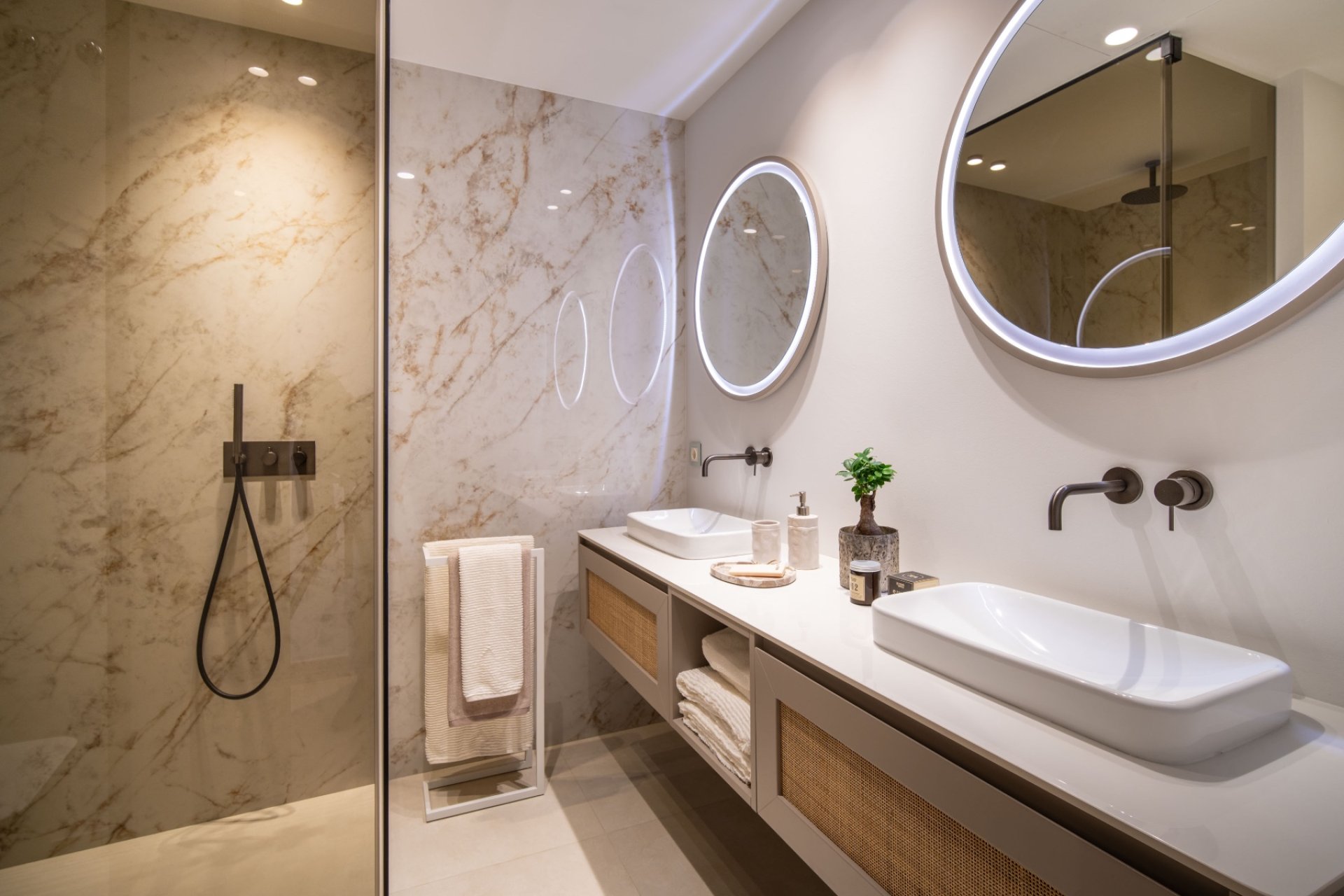 Resale - Apartment / flat - Benahavís - La Quinta