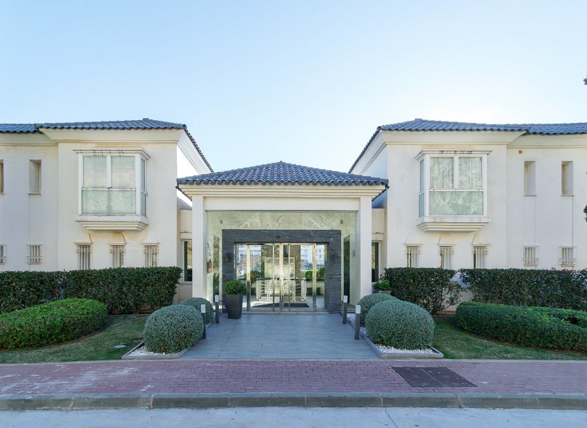 Resale - Apartment / flat - Benahavís - La Quinta