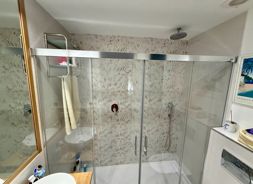 Resale - Apartment / flat - Benahavís - La Quinta