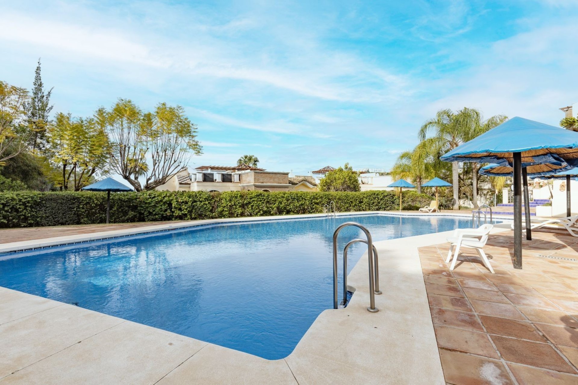 Resale - Apartment / flat - Benahavís - Los Arqueros