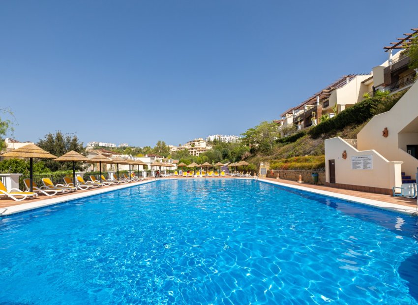 Resale - Apartment / flat - Benahavís - Los Arqueros