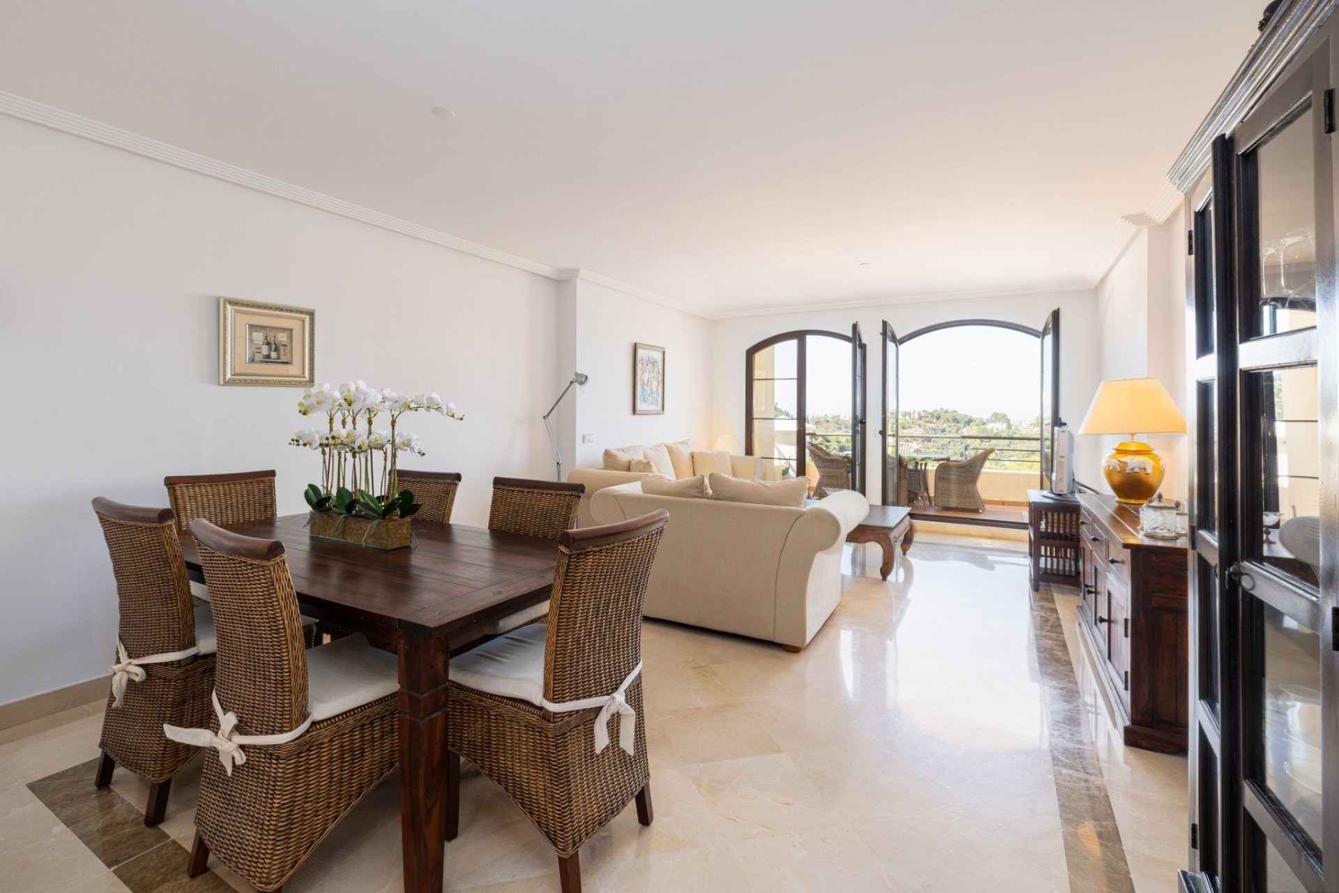 Resale - Apartment / flat - Benahavís - Los Arqueros