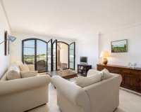 Resale - Apartment / flat - Benahavís - Los Arqueros