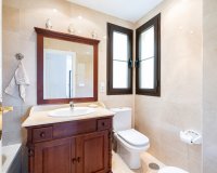 Resale - Apartment / flat - Benahavís - Los Arqueros