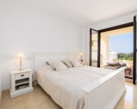 Resale - Apartment / flat - Benahavís - Los Arqueros
