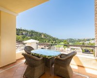 Resale - Apartment / flat - Benahavís - Los Arqueros