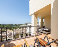 Resale - Apartment / flat - Benahavís - Los Arqueros