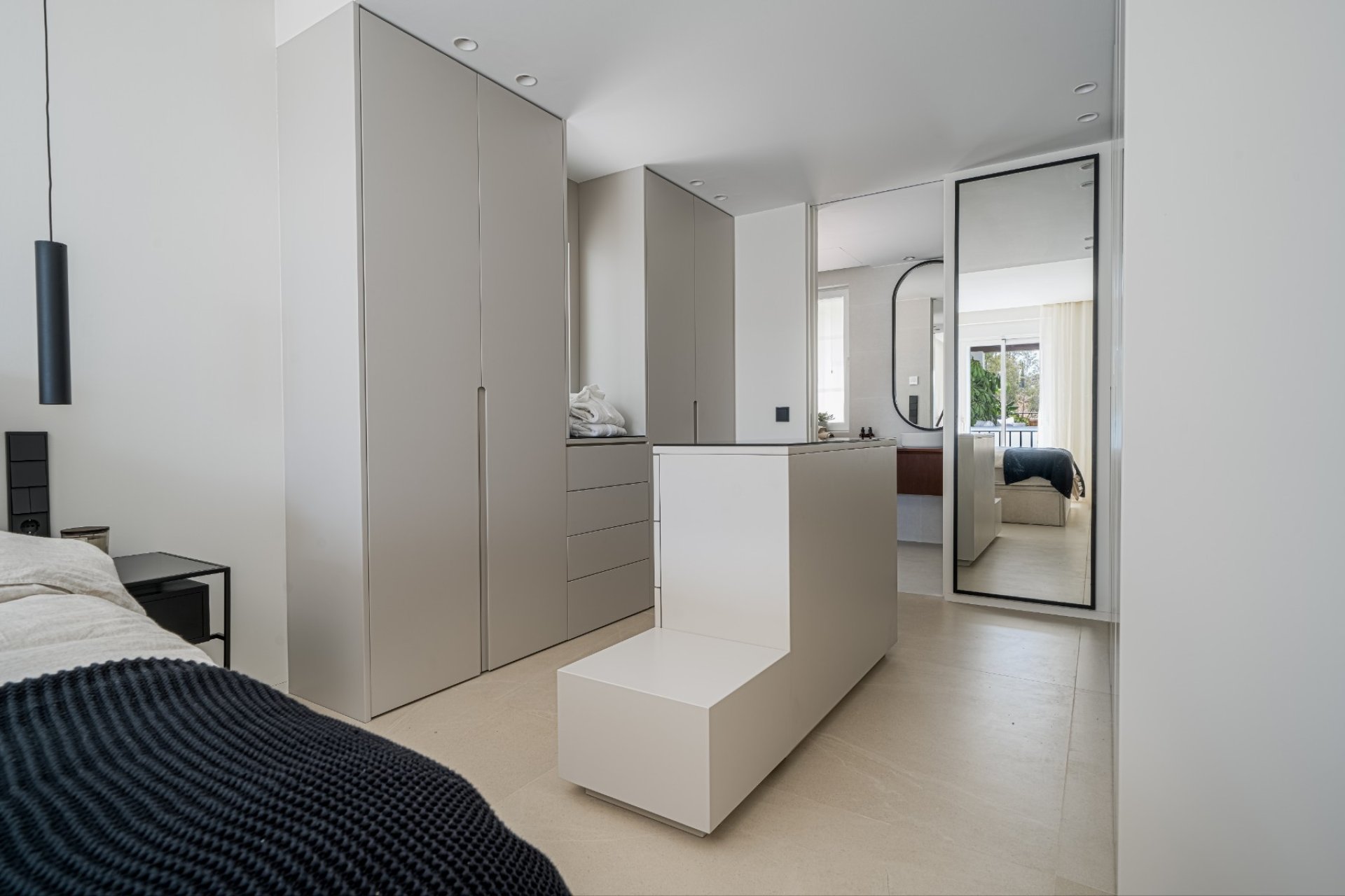 Resale - Apartment / flat - Benahavís - Puerto de los Almendros