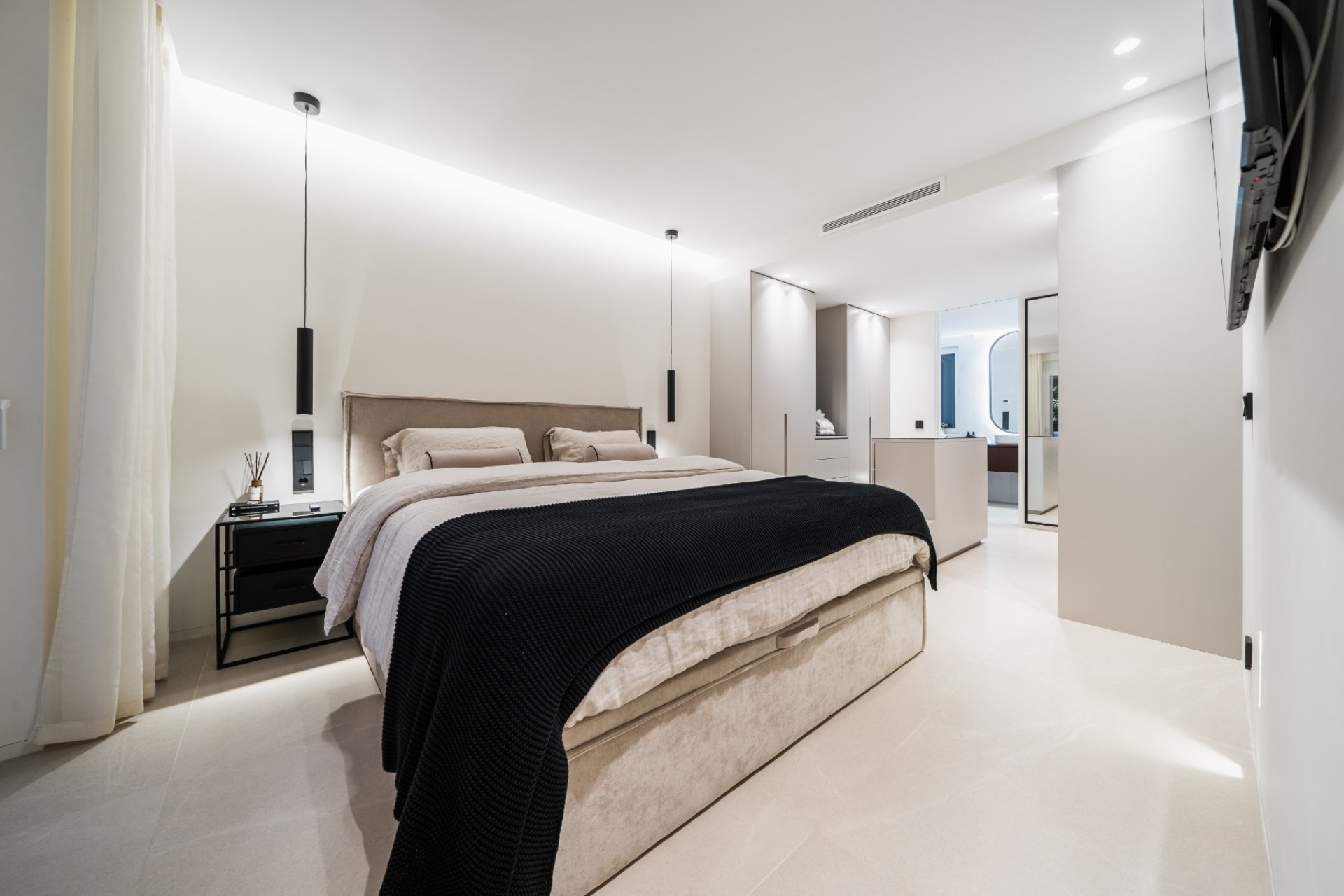 Resale - Apartment / flat - Benahavís - Puerto de los Almendros