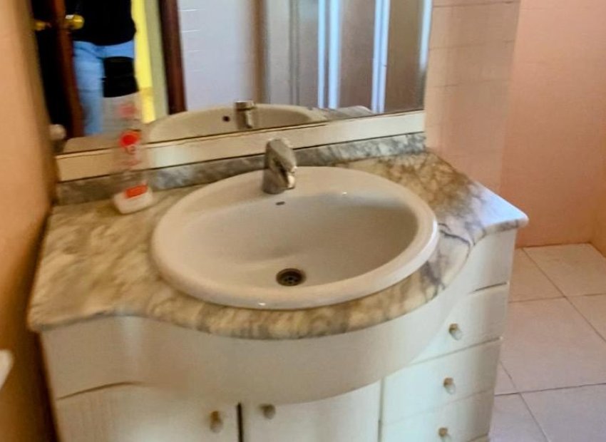 Resale - Apartment / flat - Benidorm - 1ª Linea De Playa