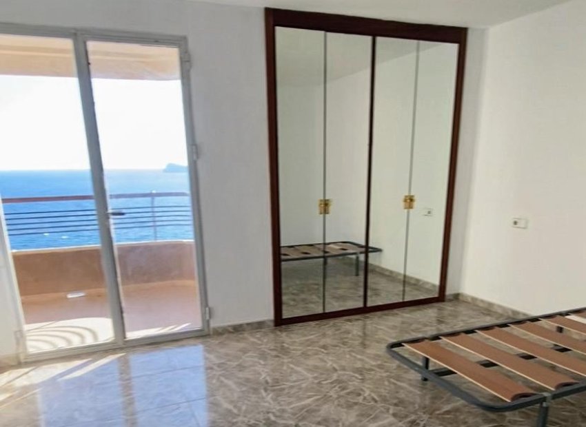 Resale - Apartment / flat - Benidorm - 1ª Linea