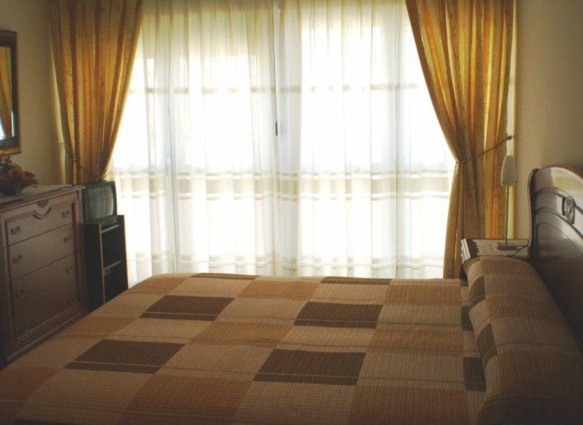 Resale - Apartment / flat - Benidorm - Levante