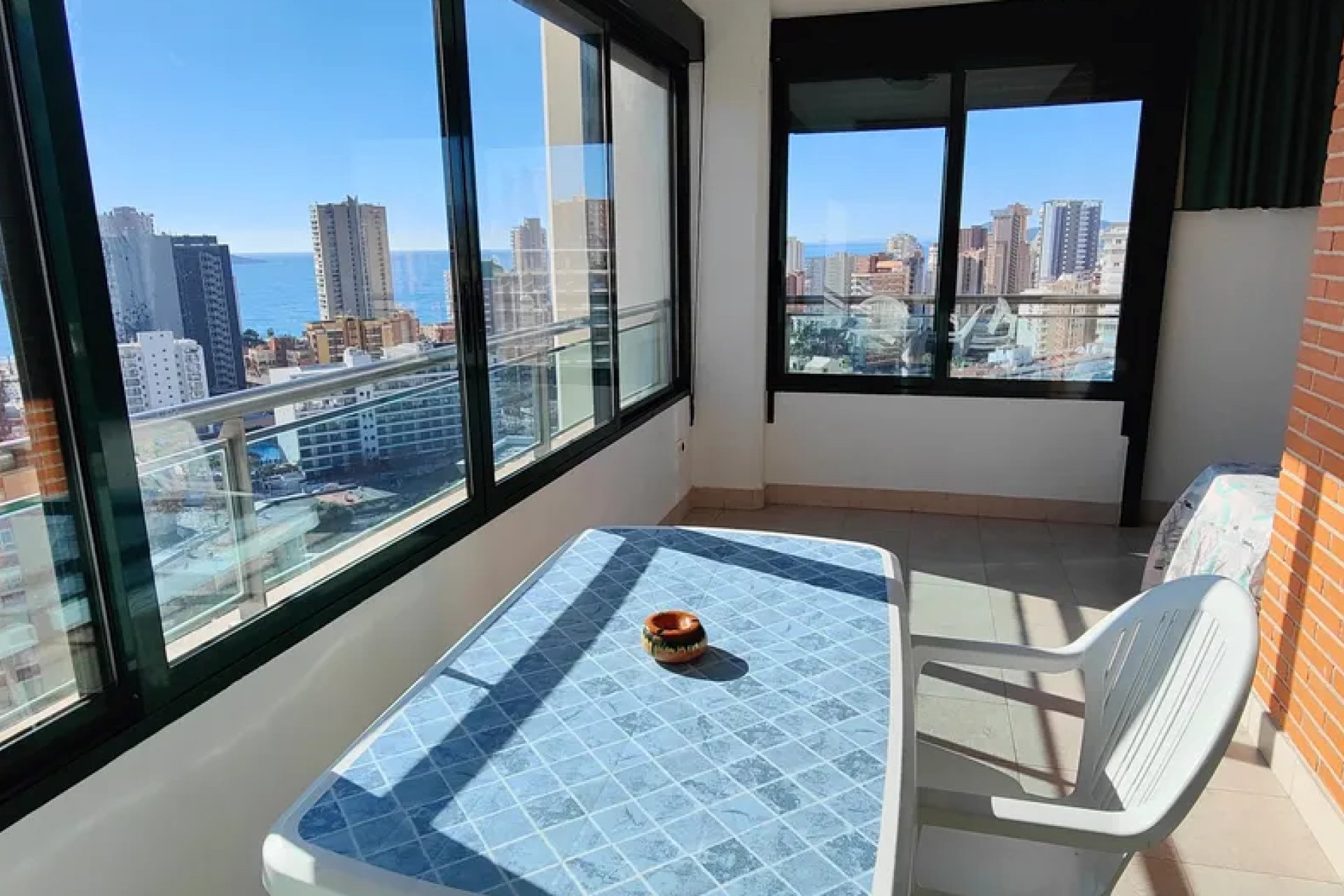 Resale - Apartment / flat - Benidorm - Levante