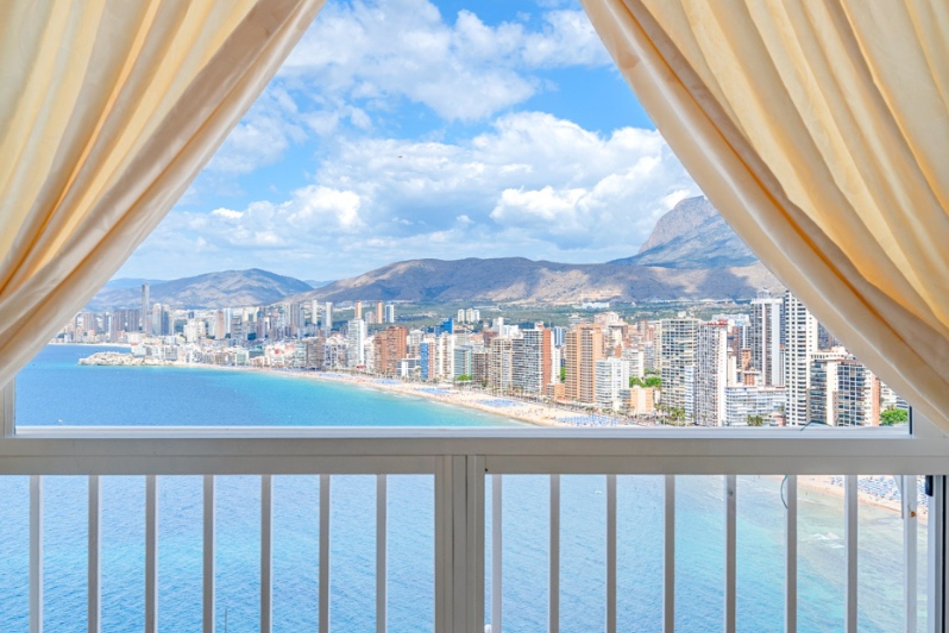 Resale - Apartment / flat - Benidorm - Levante