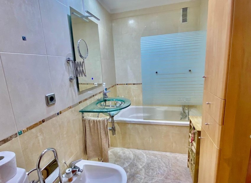 Resale - Apartment / flat - Benidorm - Levante