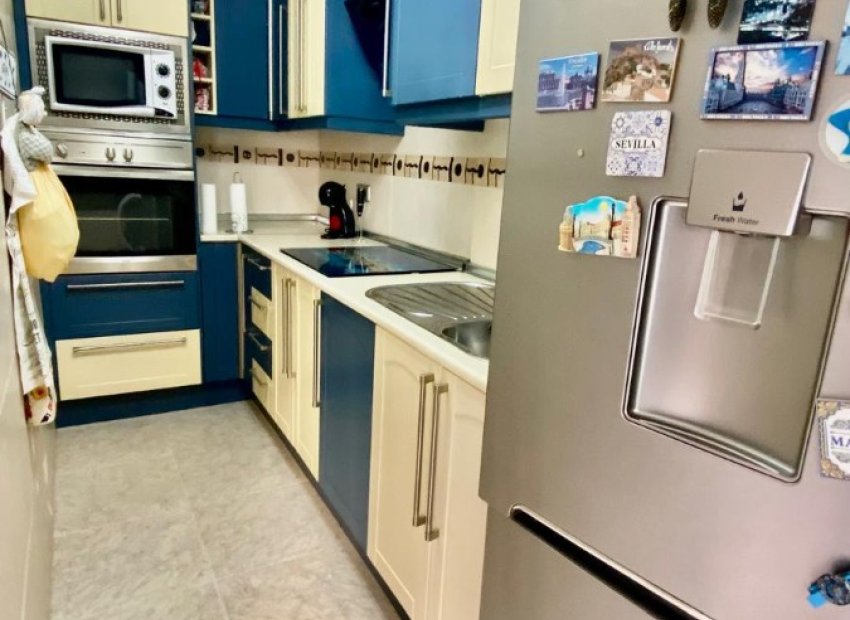 Resale - Apartment / flat - Benidorm - Levante