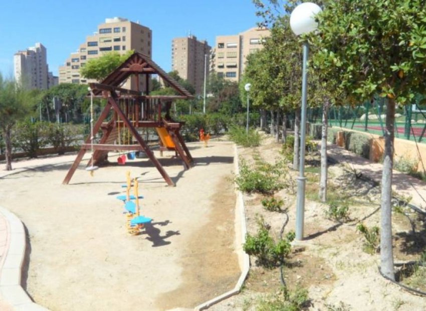 Resale - Apartment / flat - Benidorm - Poniente