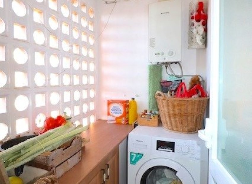 Resale - Apartment / flat - Benidorm - Poniente