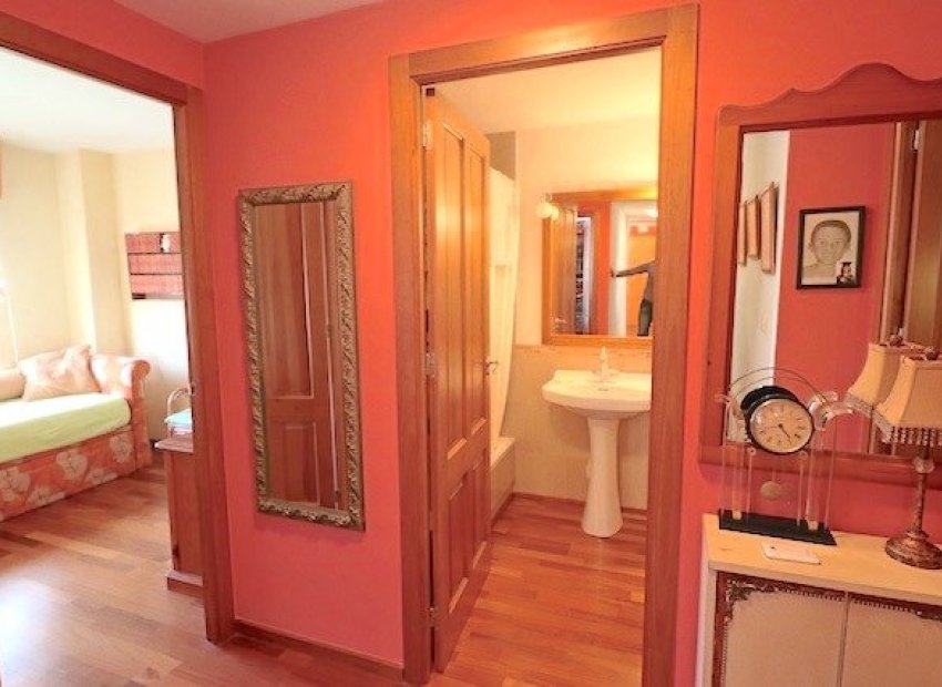 Resale - Apartment / flat - Benidorm - Poniente