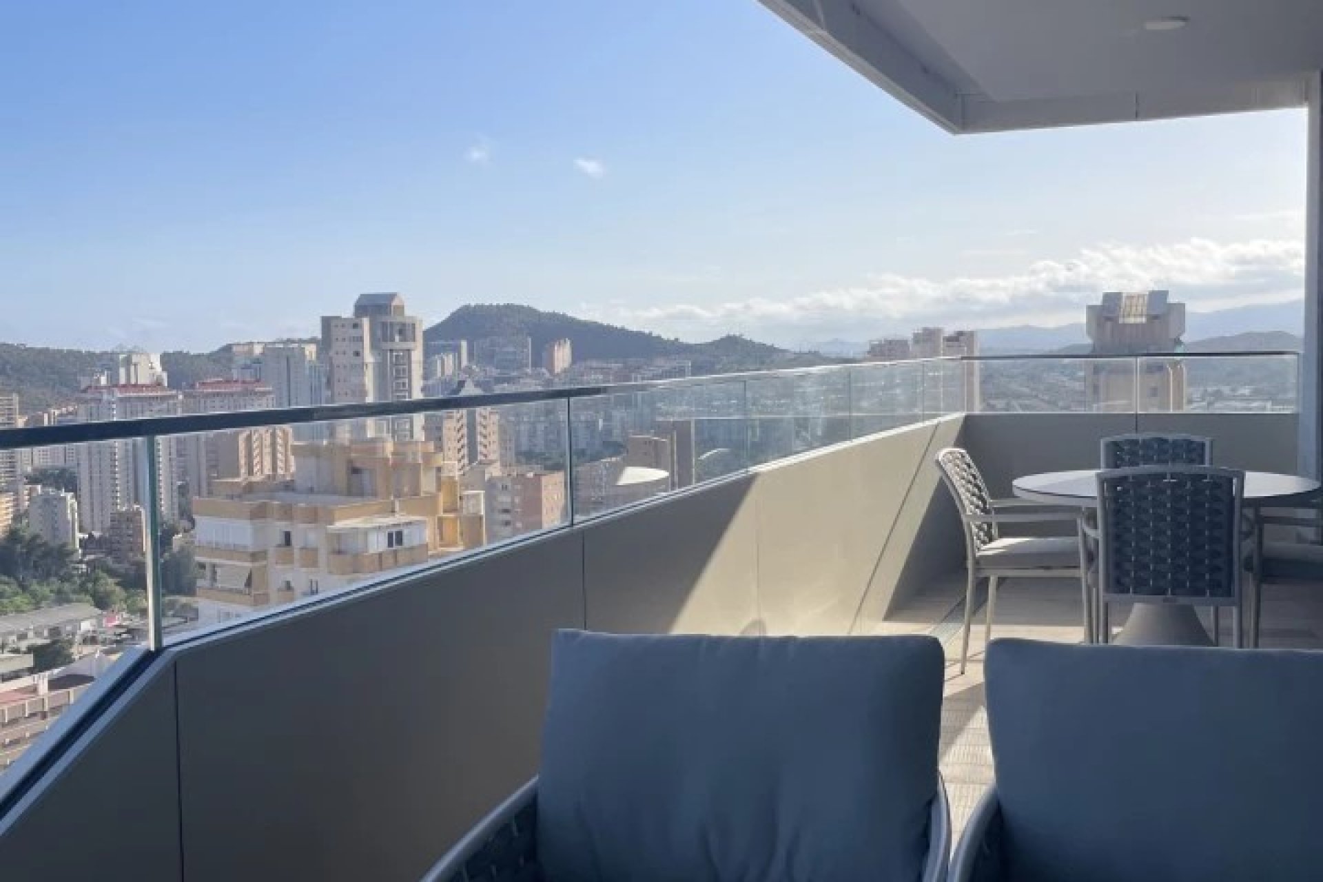 Resale - Apartment / flat - Benidorm - Zona de Poniente