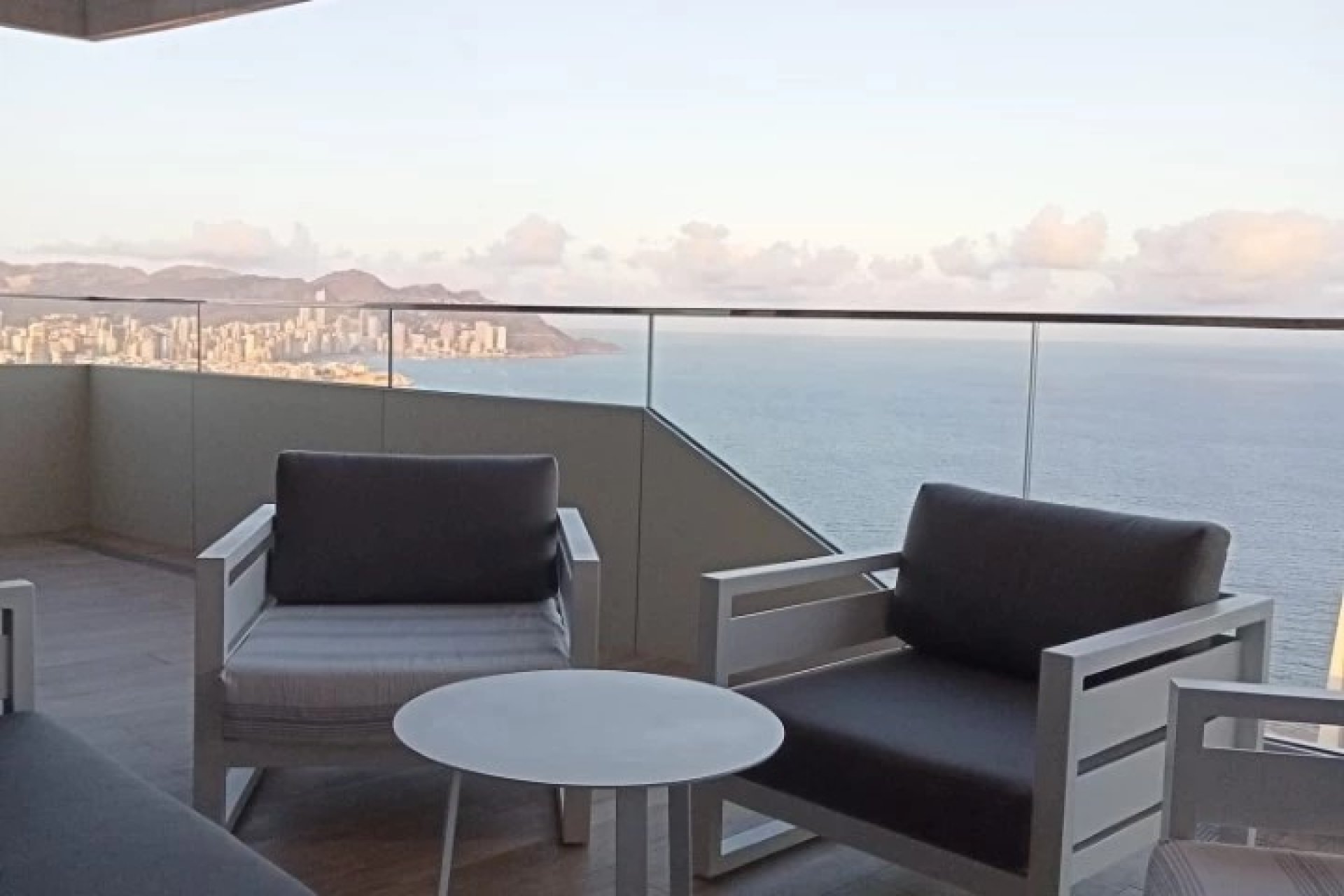Resale - Apartment / flat - Benidorm - Zona de Poniente