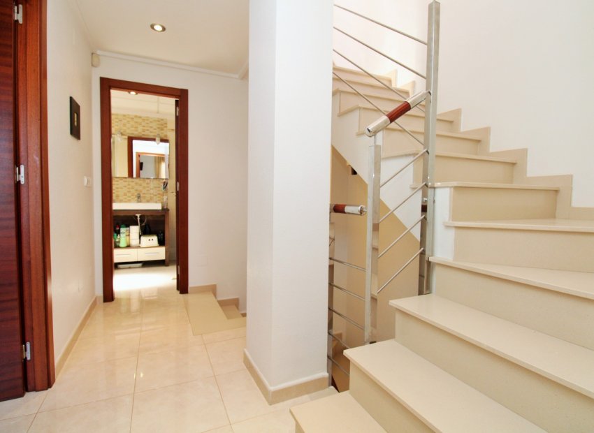 Resale - Apartment / flat - Cabo Roig