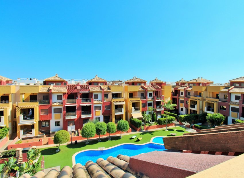 Resale - Apartment / flat - Cabo Roig