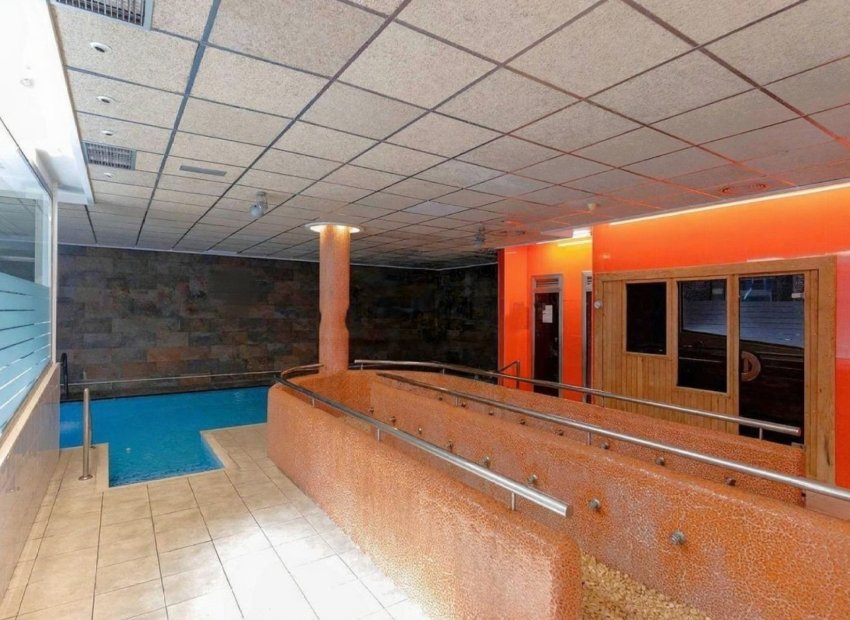 Resale - Apartment / flat - Cabo Roig