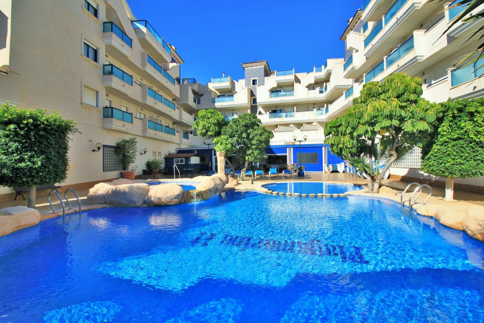 Resale - Apartment / flat - Cabo Roig