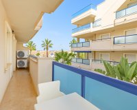 Resale - Apartment / flat - Cabo Roig