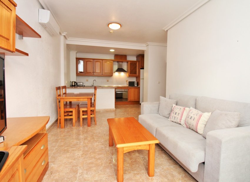 Resale - Apartment / flat - Cabo Roig