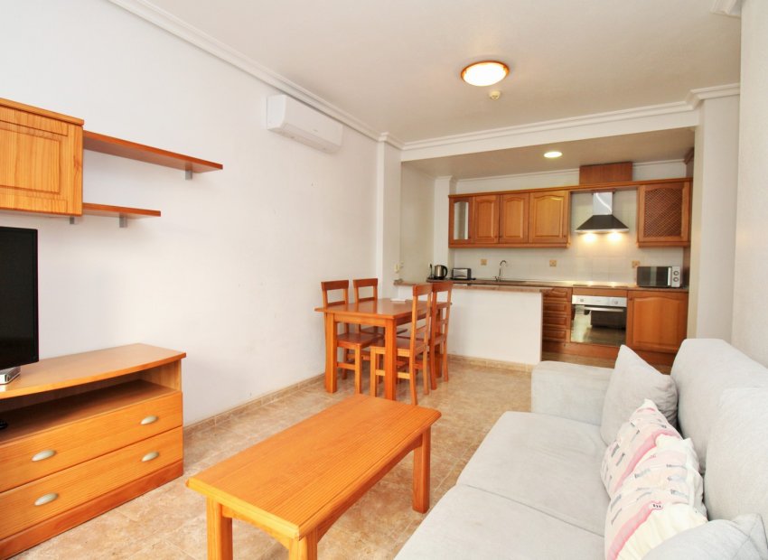 Resale - Apartment / flat - Cabo Roig