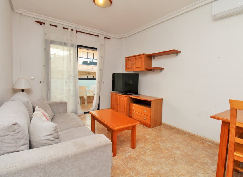 Resale - Apartment / flat - Cabo Roig