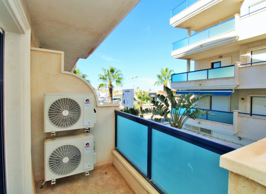 Resale - Apartment / flat - Cabo Roig