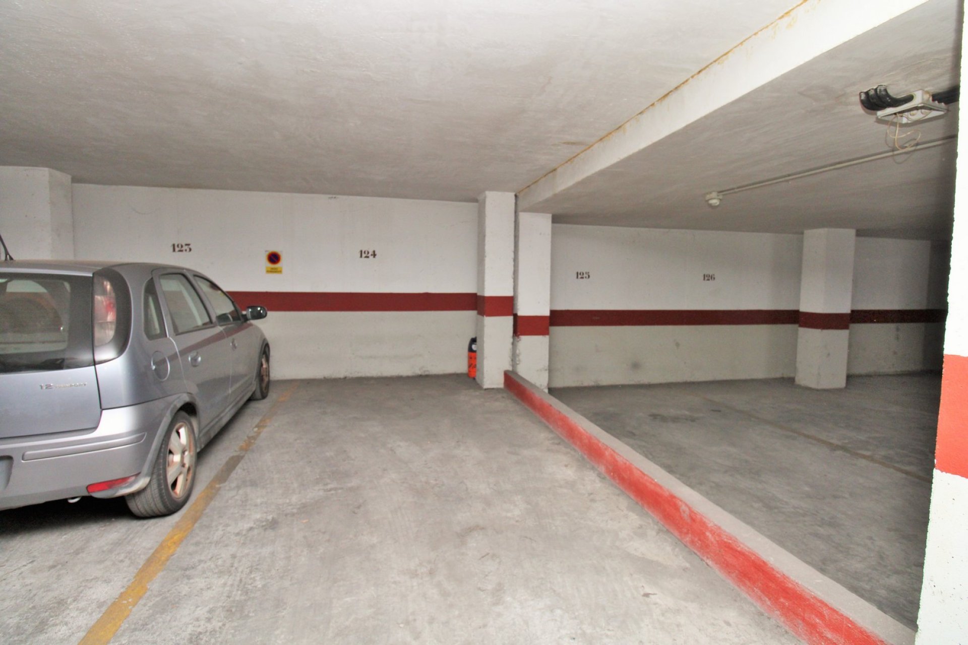 Resale - Apartment / flat - Cabo Roig