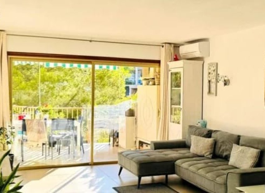 Resale - Apartment / flat - CALA VINYES - Calvià