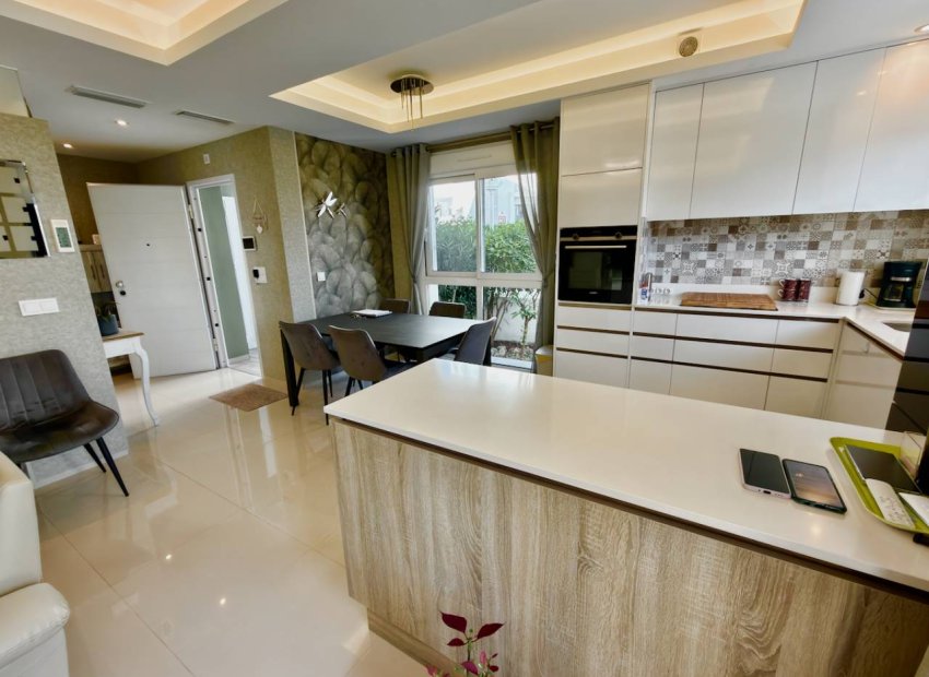 Resale - Apartment / flat - Ciudad Quesada