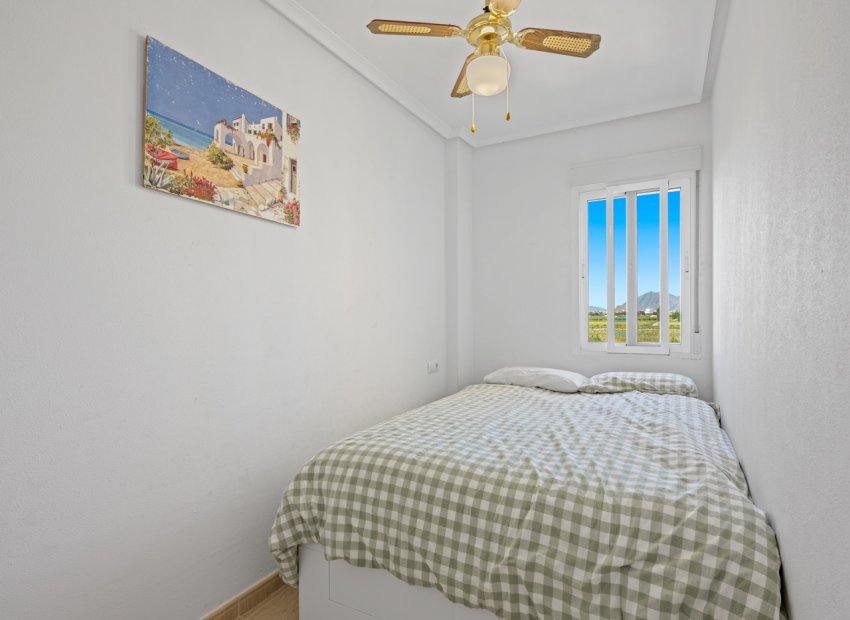 Resale - Apartment / flat - Daya Nueva - Costa Blanca South