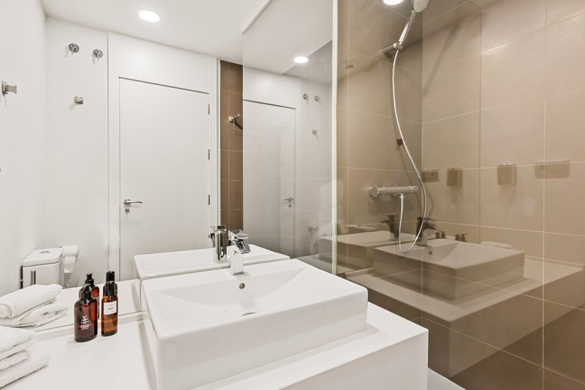 Resale - Apartment / flat - Estepoa - Cancelada