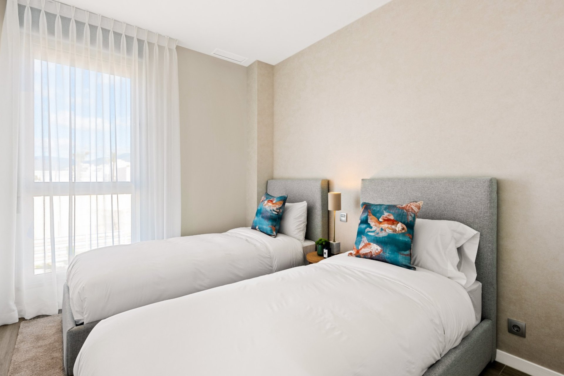 Resale - Apartment / flat - Estepoa - Cancelada