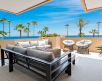 Resale - Apartment / flat - Estepoa - New Golden Mile