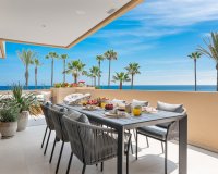 Resale - Apartment / flat - Estepoa - New Golden Mile