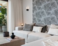 Resale - Apartment / flat - Estepoa - New Golden Mile