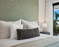 Resale - Apartment / flat - Estepoa - New Golden Mile